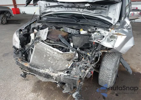 2014 Chrysler Town & Country Touring-L z USA, uszkodzony, nr VIN 2C4RC1CG9ER144107